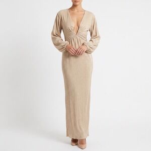 Crescent Deep V Maxi Dress Champagne Crinkle Textured Long Sleeve L NEW